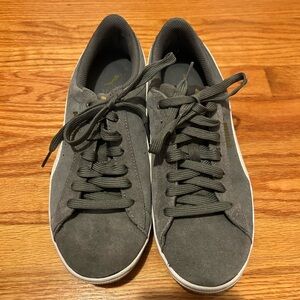 Grey puma size 8